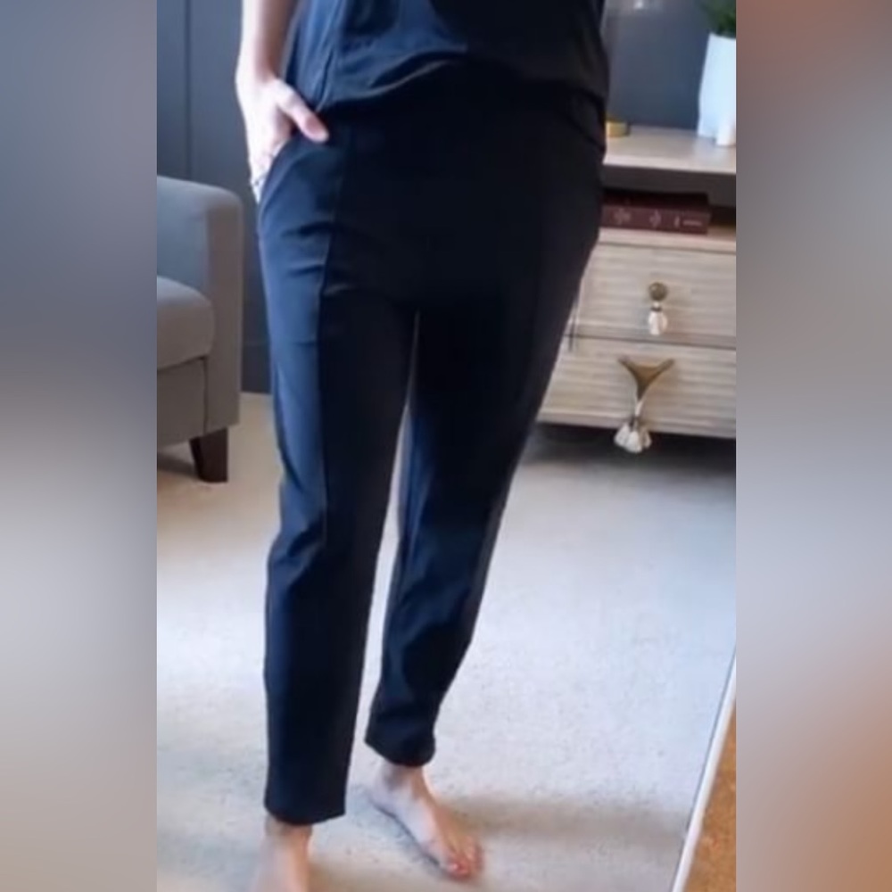 Lululemon Pants. Sz:10. PLEASE note measurements.